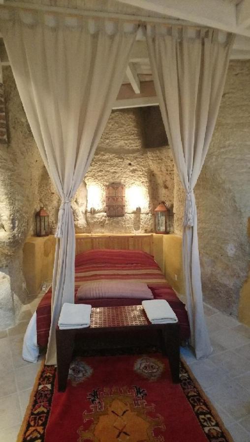 Troglodyte Loft Bed & Breakfast Thore-la-Rochette ภายนอก รูปภาพ