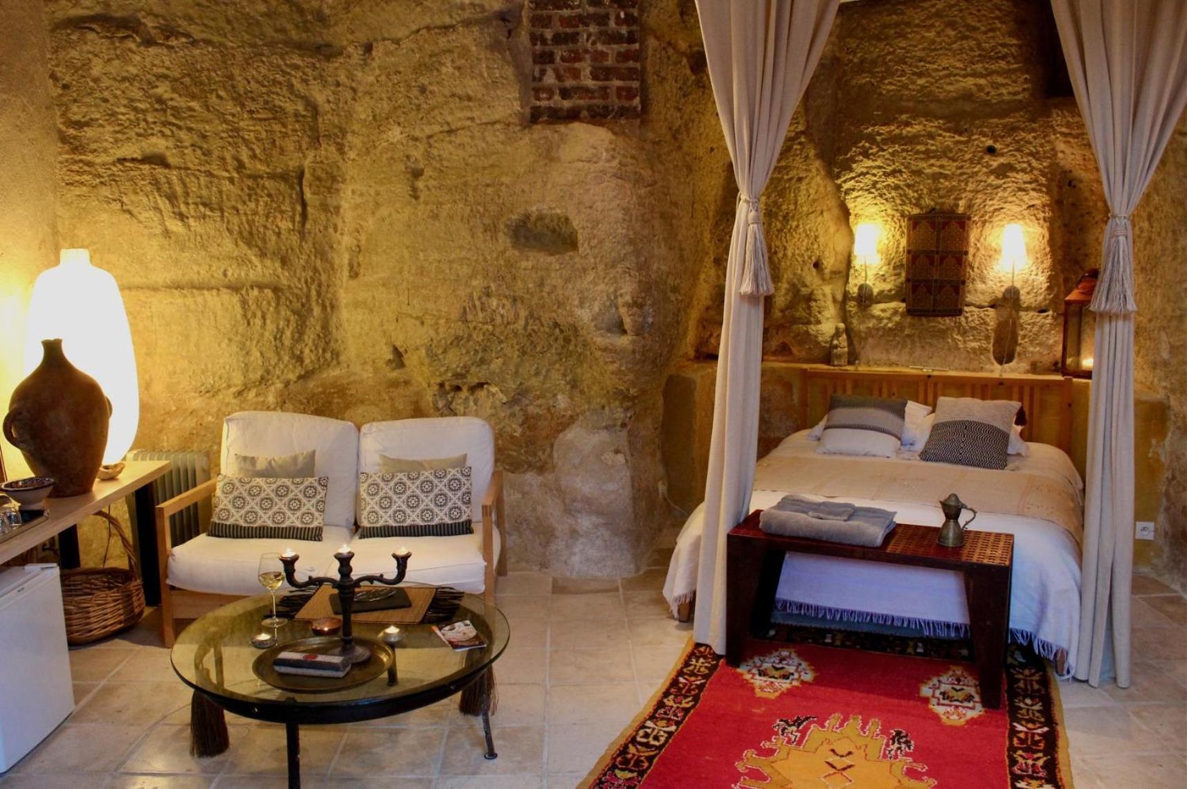 Troglodyte Loft Bed & Breakfast Thore-la-Rochette ภายนอก รูปภาพ